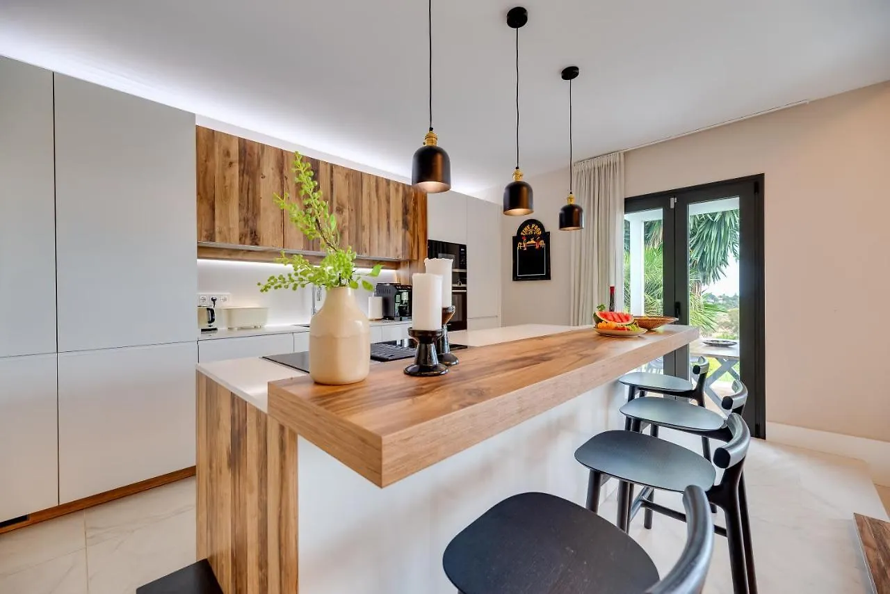 公寓 Top Renovated 4Bdrm Luxury Villa - Frontline Golf 埃斯特波纳