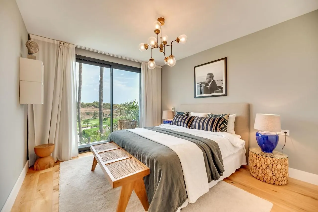 Top Renovated 4Bdrm Luxury Villa - Frontline Golf Estepona Apartment